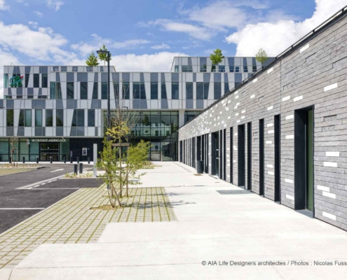 Siège du Crédit agricole Centre Ouest dit « CACO » à Limoges (87) - AIA Architectes (69) + BVL Architectes (87) - 1063 m² de Briques Béton BlocStar AmR70& Am90 en hauteur 10