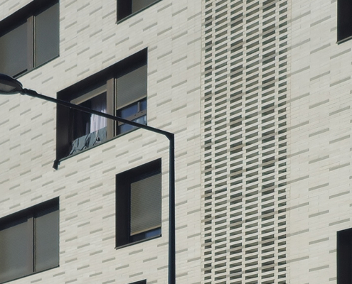 225 Logements à Champigny sur Marne (94) - AAt Architectes Tequi (75) - 3F Résidences (94) - 1327 m² de Plaquettes Ac19 et Briques AmR140 en béton BlocStar